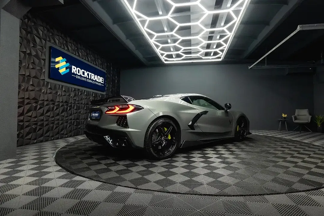 Corvette C8 Z51 Stingray 3LT Targa - Thumbnail 13