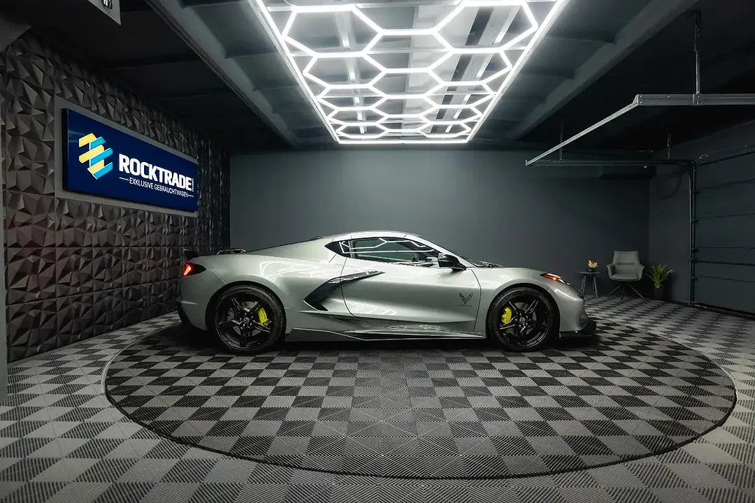 Corvette C8 Z51 Stingray 3LT Targa - Thumbnail 9
