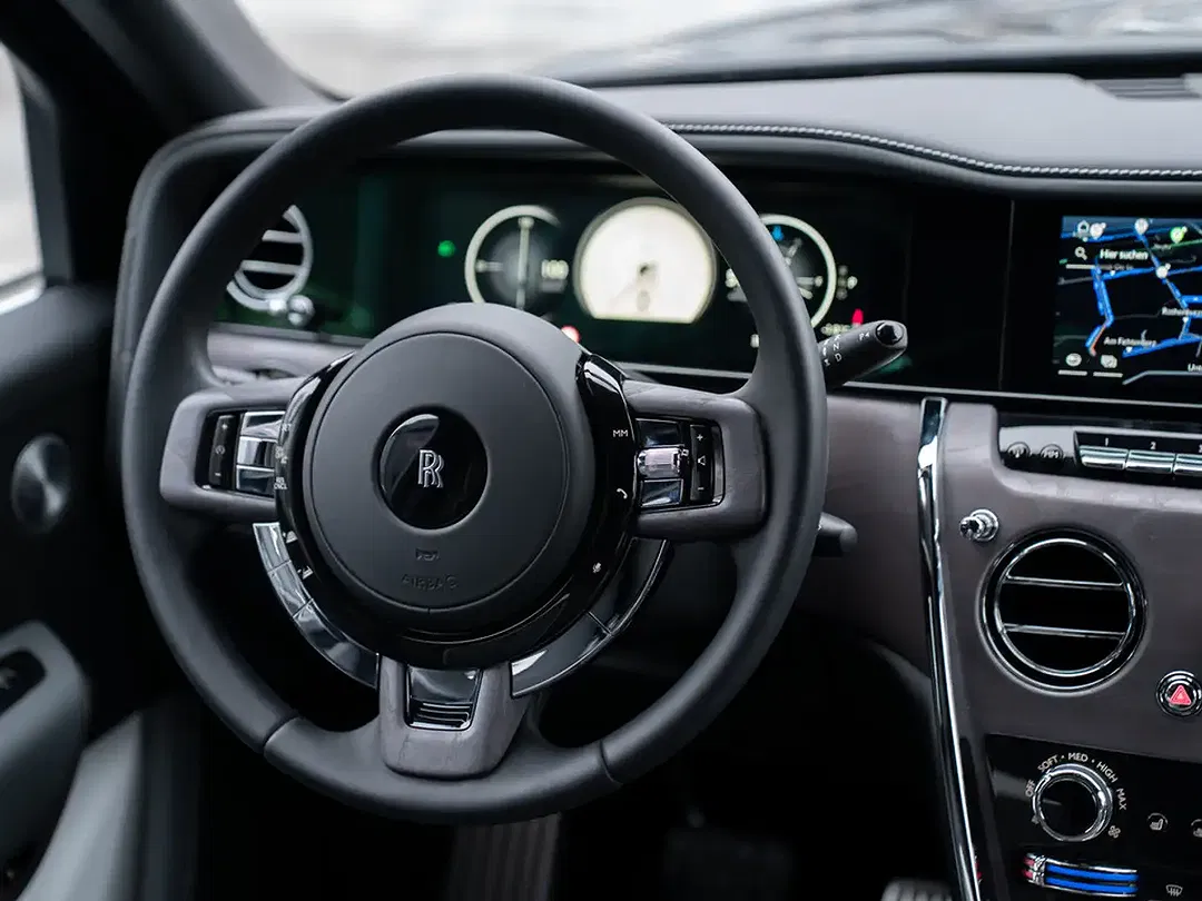 Rolls-Royce Cullinan - Thumbnail 14