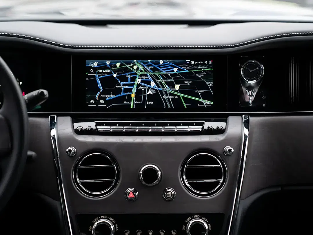Rolls-Royce Cullinan - Thumbnail 6