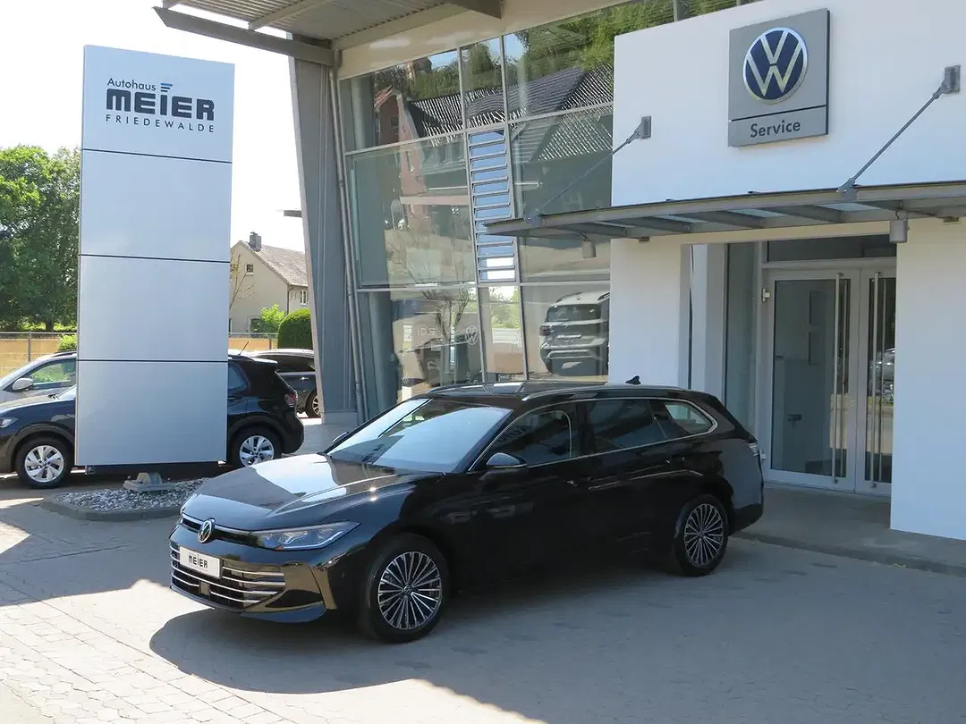 Volkswagen Passat 1.5 eTSI DSG Elegance - foto 2
