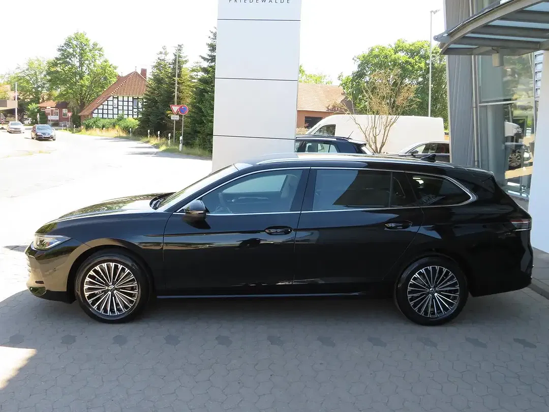 Volkswagen Passat 1.5 eTSI DSG Elegance - Thumbnail 9