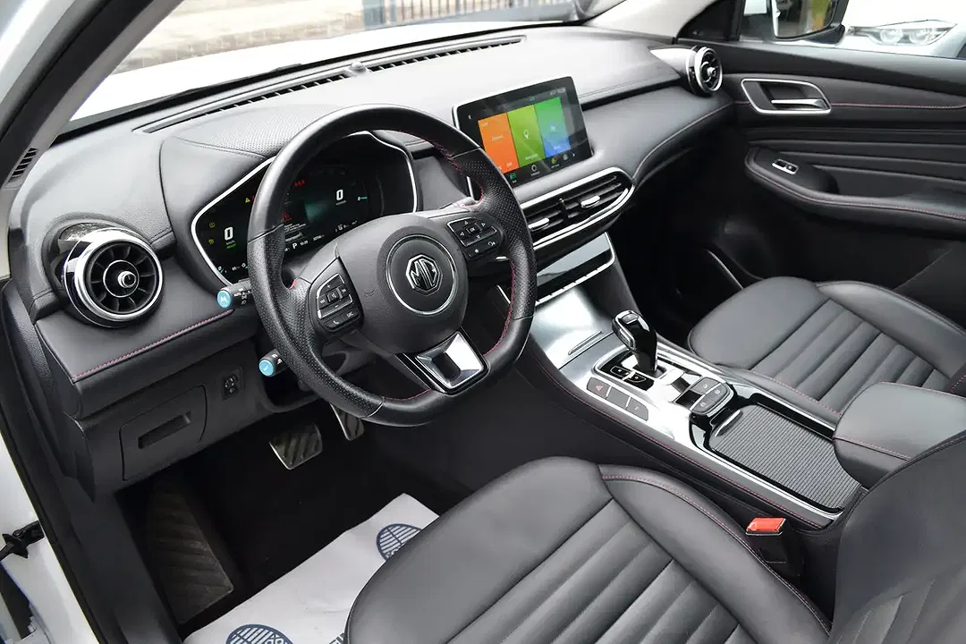 MG EHS 1.5 PHEV - Thumbnail 12