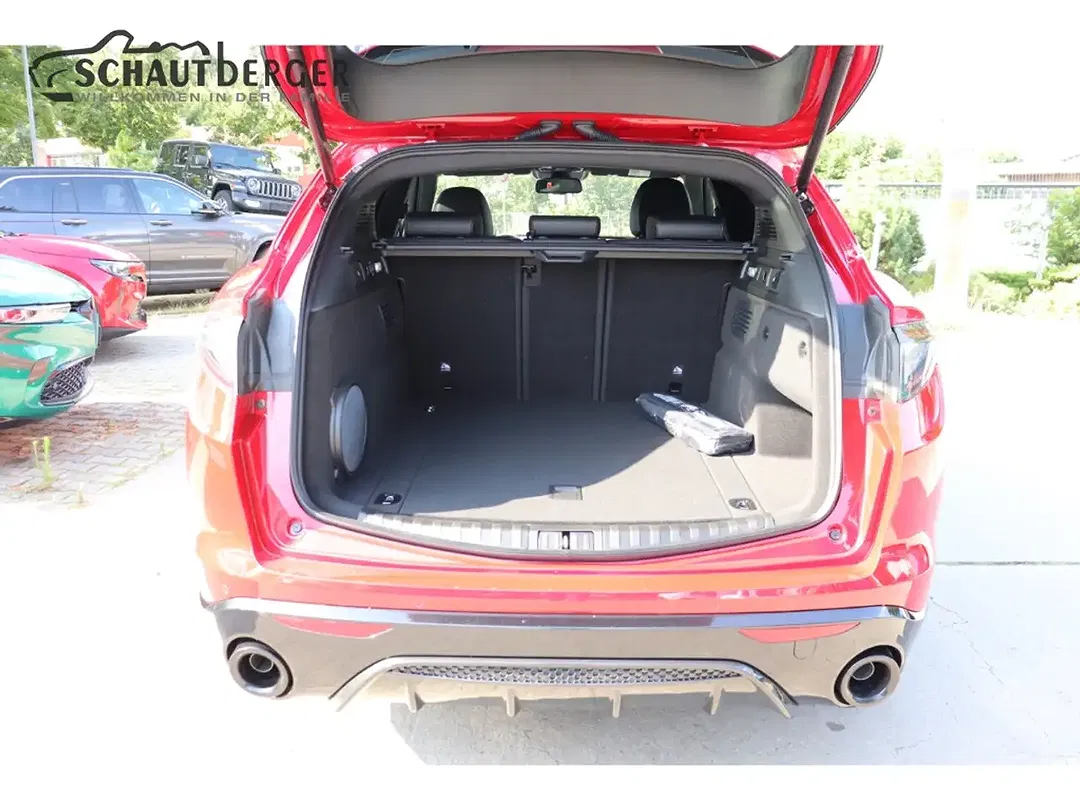 Alfa Romeo Stelvio 2.2 16V Diesel Q4 Intensa - Thumbnail 12