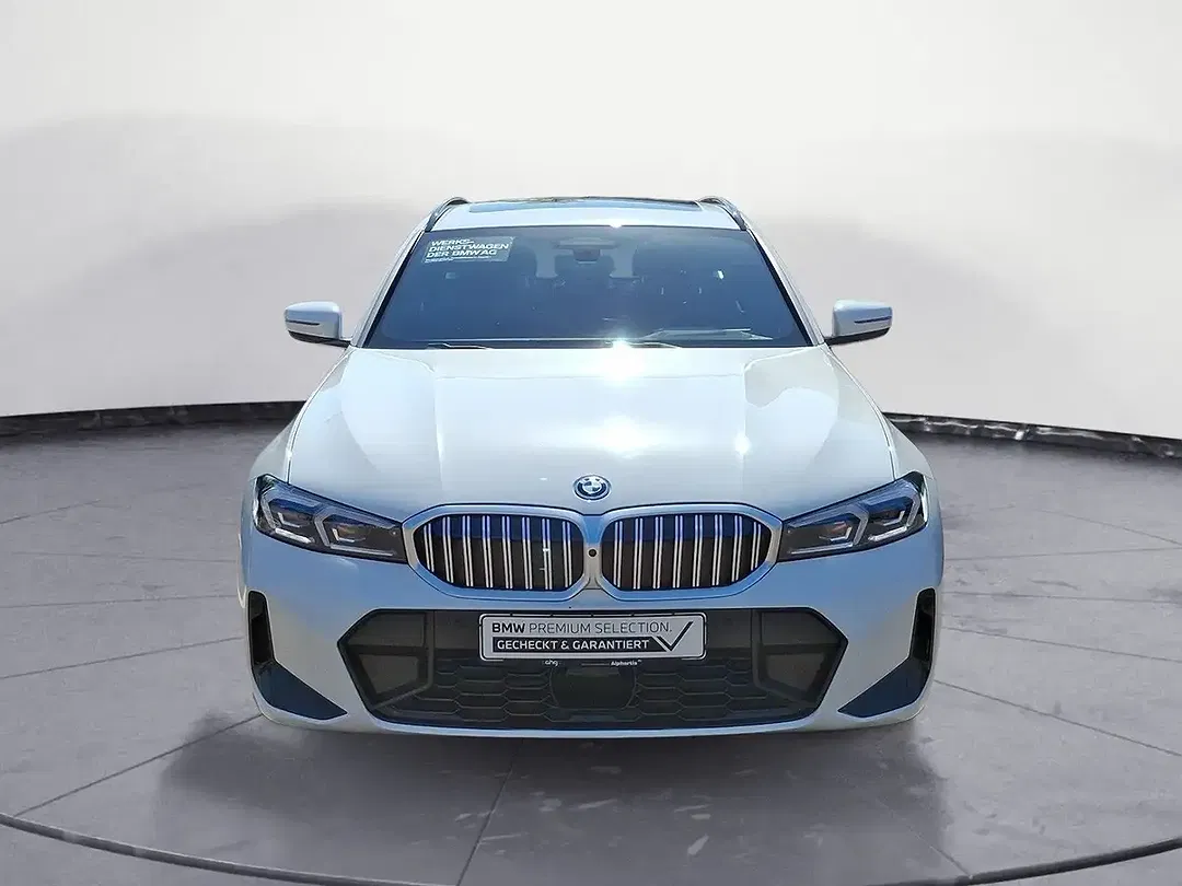 BMW 330 Touring M Sport - Thumbnail 10