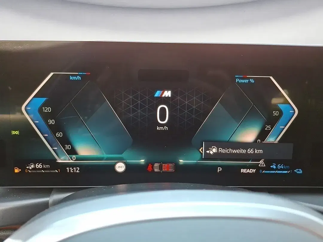 BMW 330 Touring M Sport - Thumbnail 13