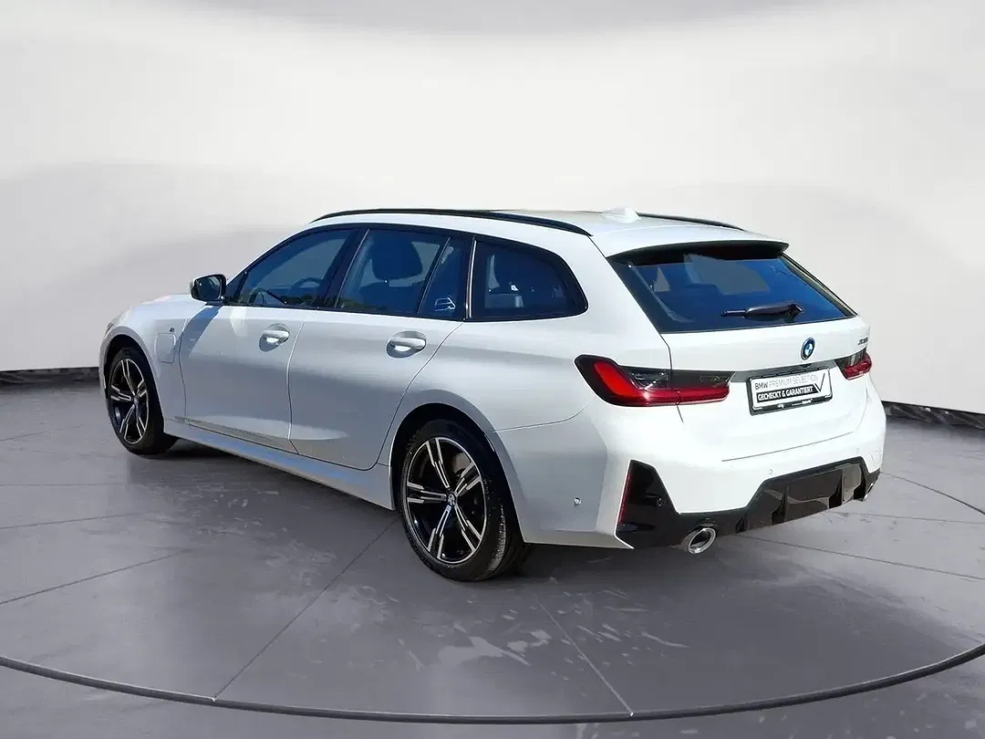 BMW 330 Touring M Sport - Thumbnail 5