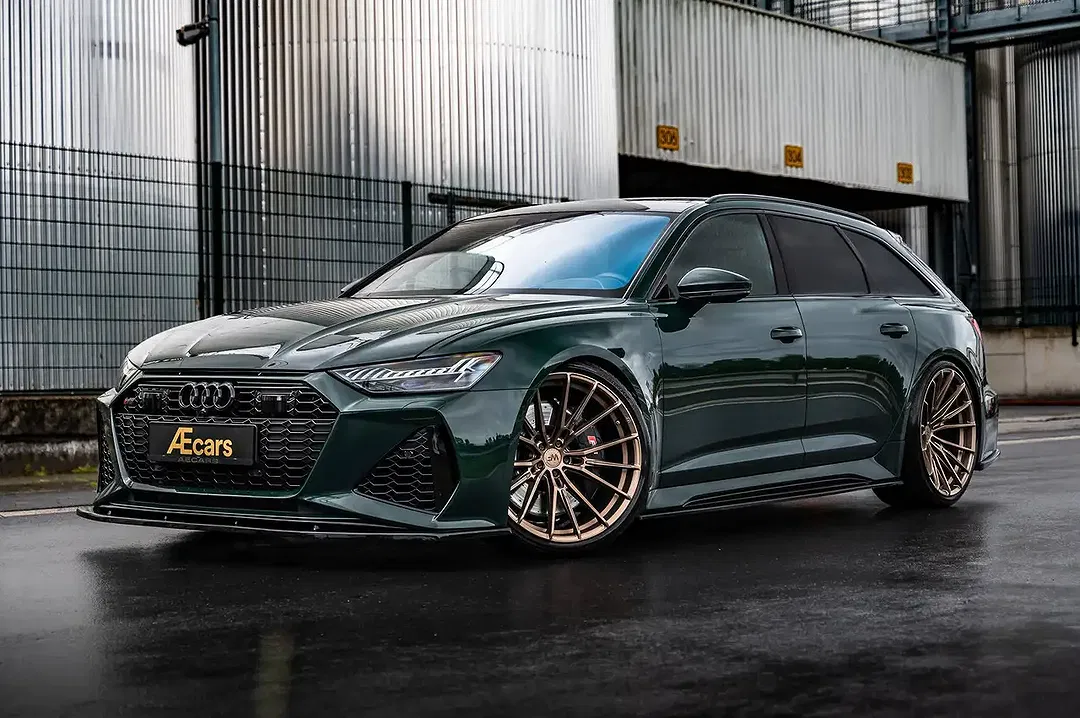 Audi RS6 4.0 V8 TFSI exclusive - foto 1