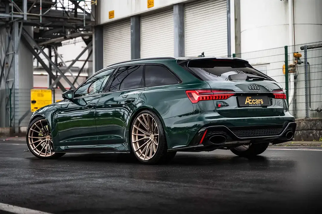 Audi RS6 4.0 V8 TFSI exclusive - foto 2
