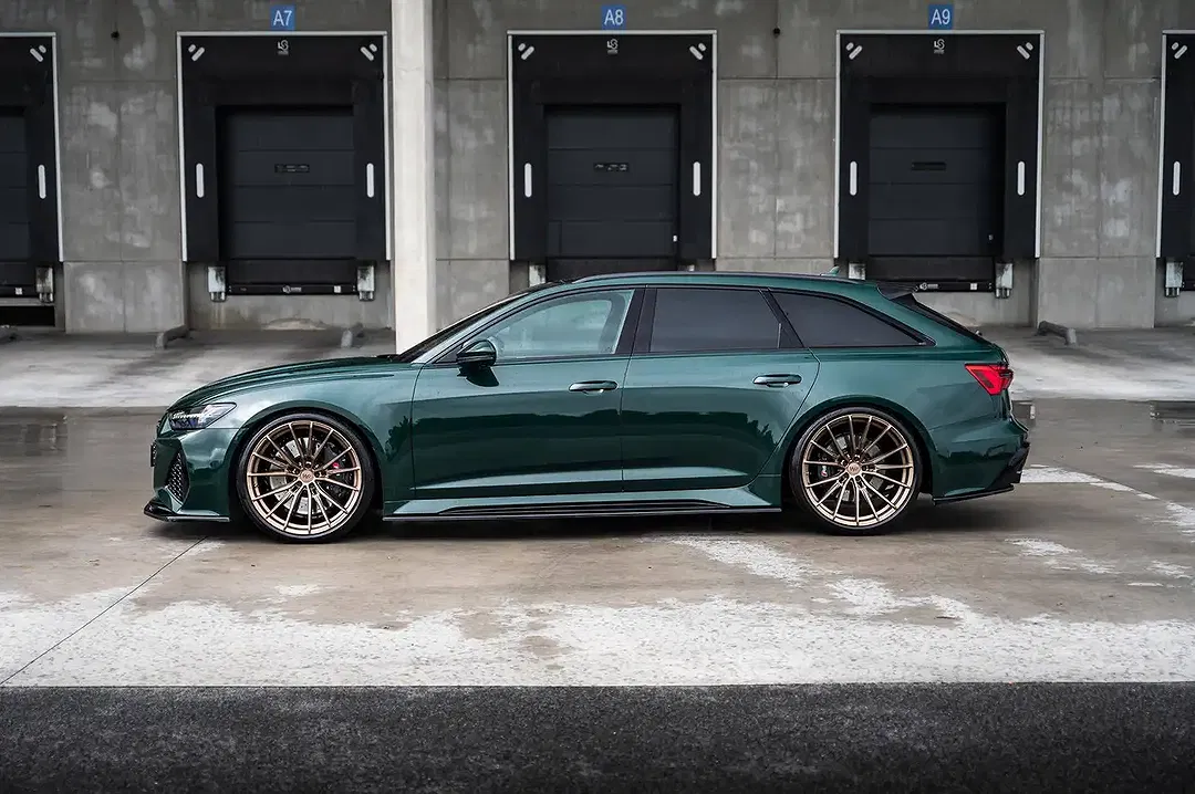 Audi RS6 4.0 V8 TFSI exclusive - Thumbnail 24