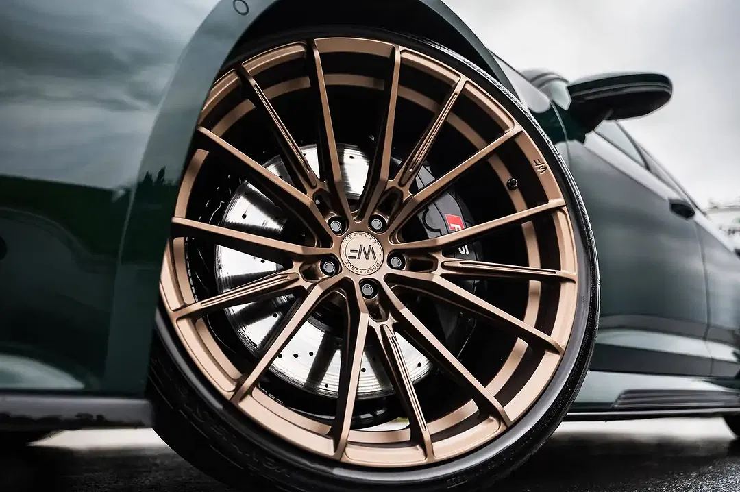 Audi RS6 4.0 V8 TFSI exclusive - Thumbnail 5