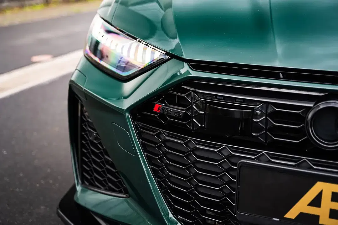 Audi RS6 4.0 V8 TFSI exclusive - Thumbnail 6