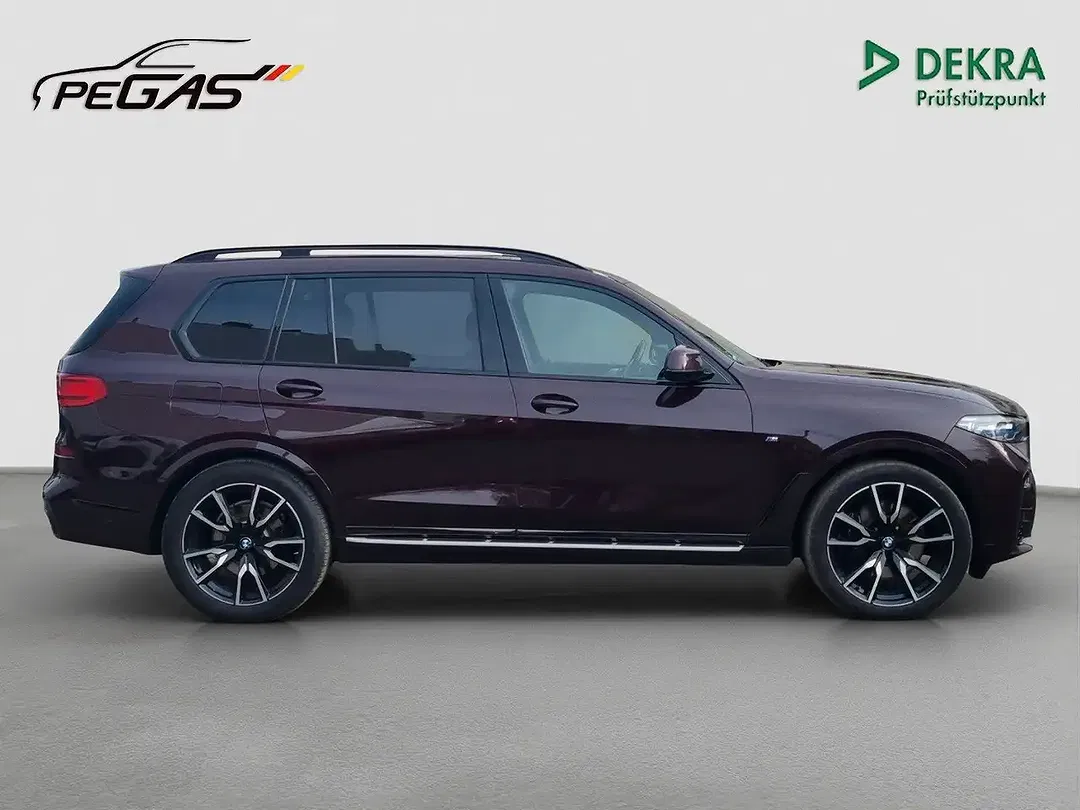 BMW X7 xDrive M Sport - Thumbnail 4