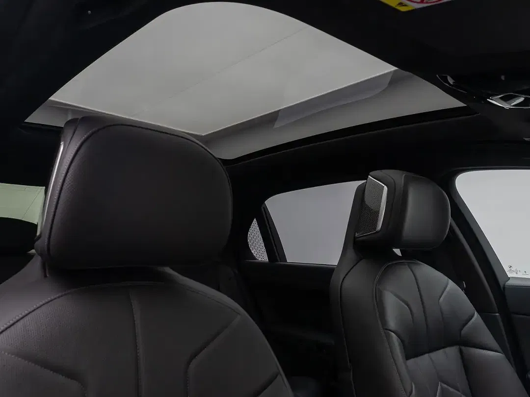 BMW i7 M Sport - Thumbnail 18