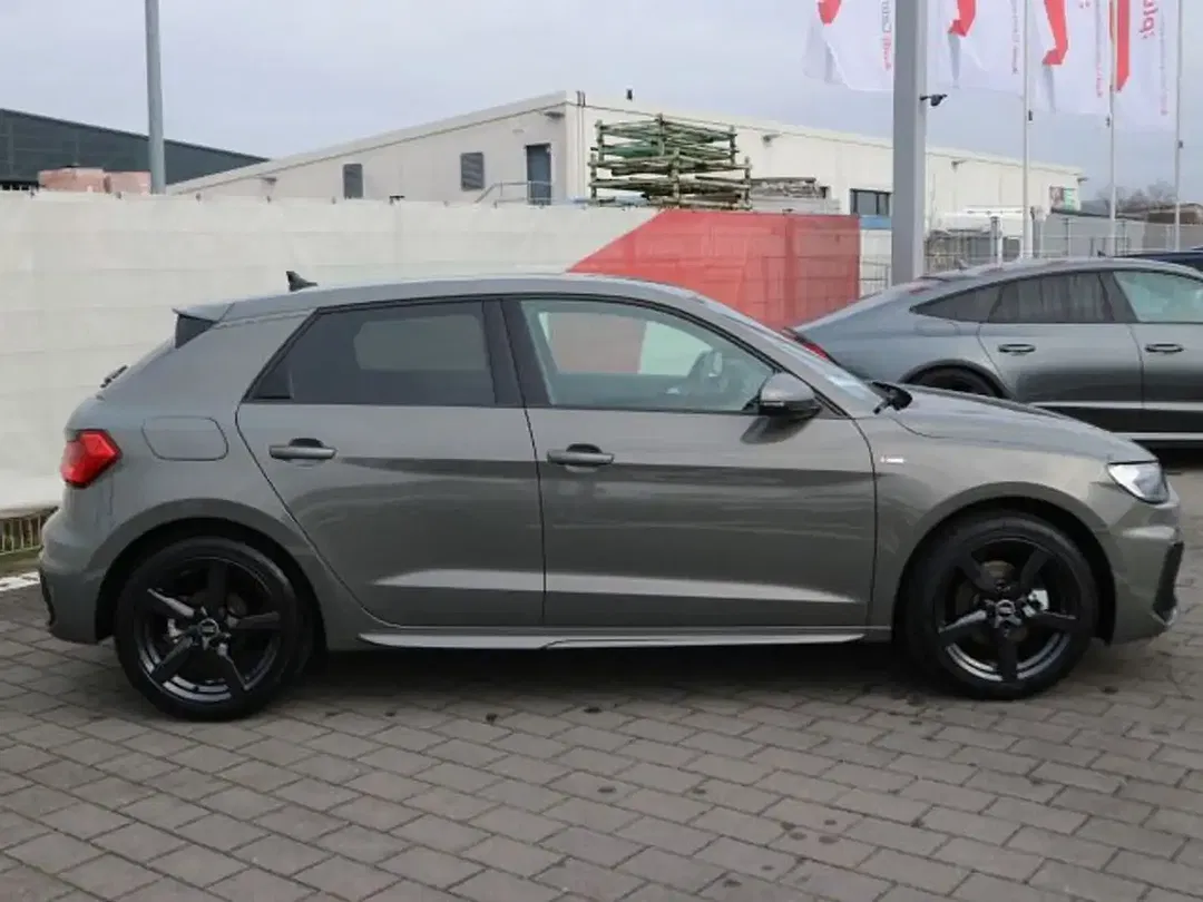 Audi A1 30 TFSI S tronic S line - foto 2
