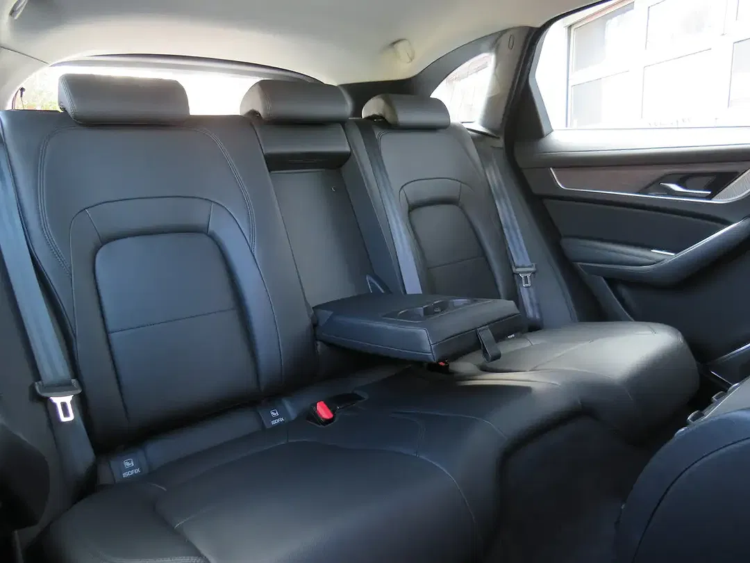 Jaguar F-Pace P250 4x4 - Thumbnail 10