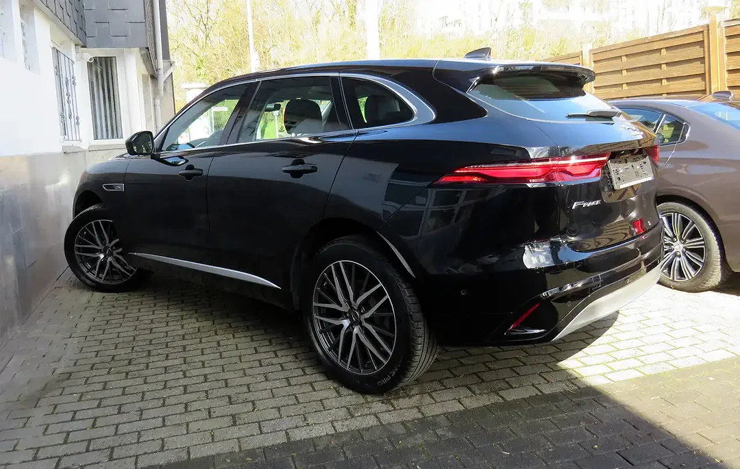 Jaguar F-Pace P250 4x4 - foto 2