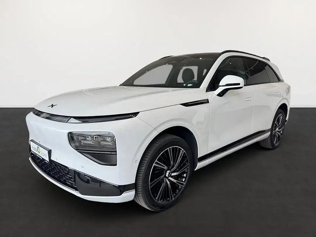 Xpeng G9 Performance - foto 2