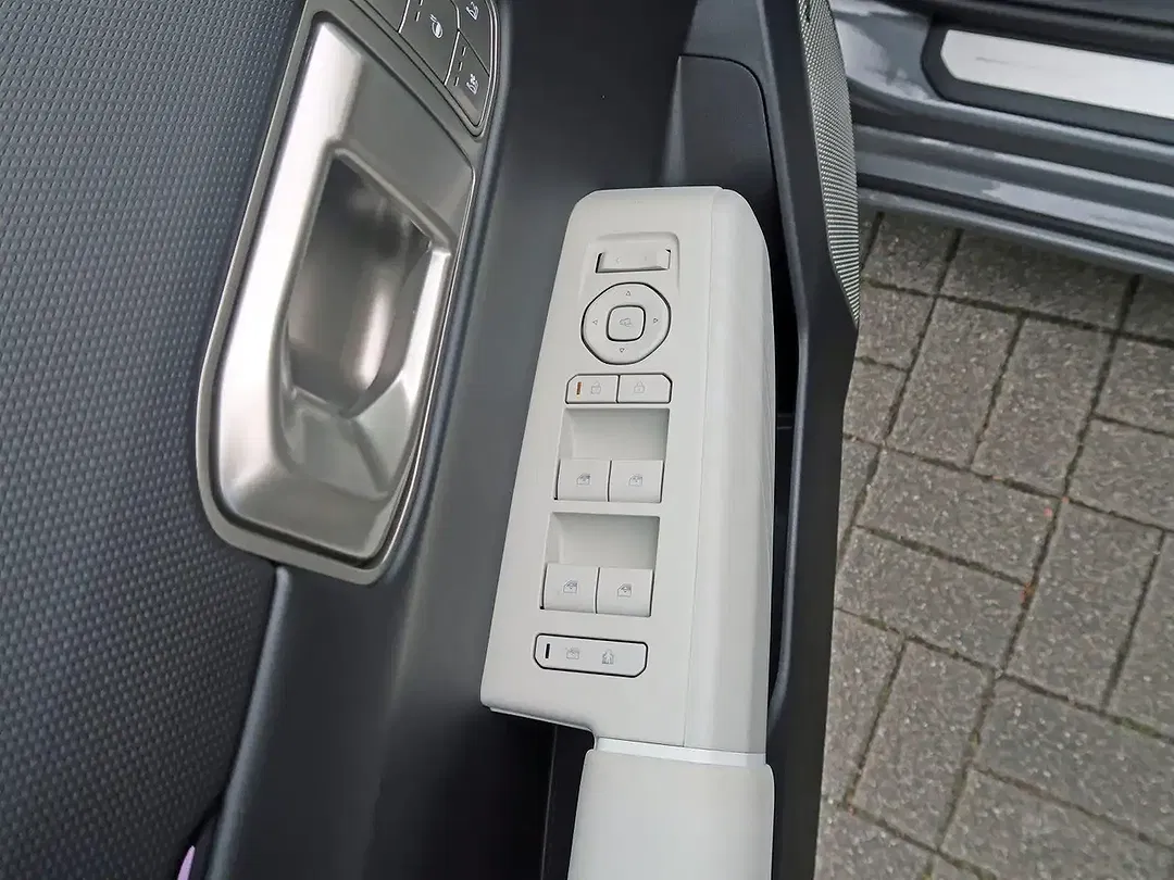 Kia EV4 GT-Line - Thumbnail 6