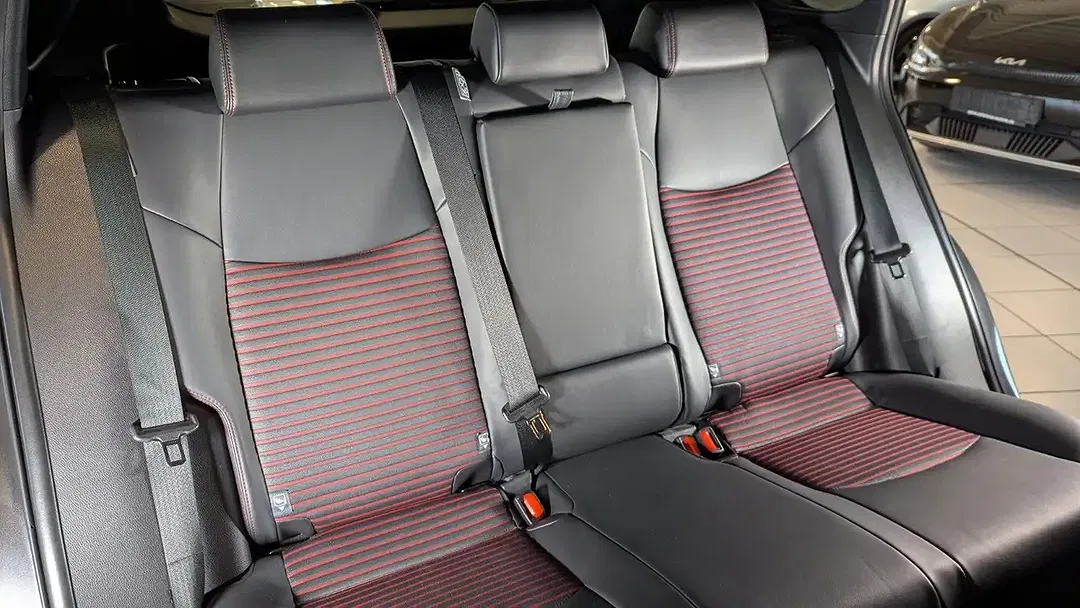 Suzuki Across Hybrid Comfort+ - Thumbnail 14