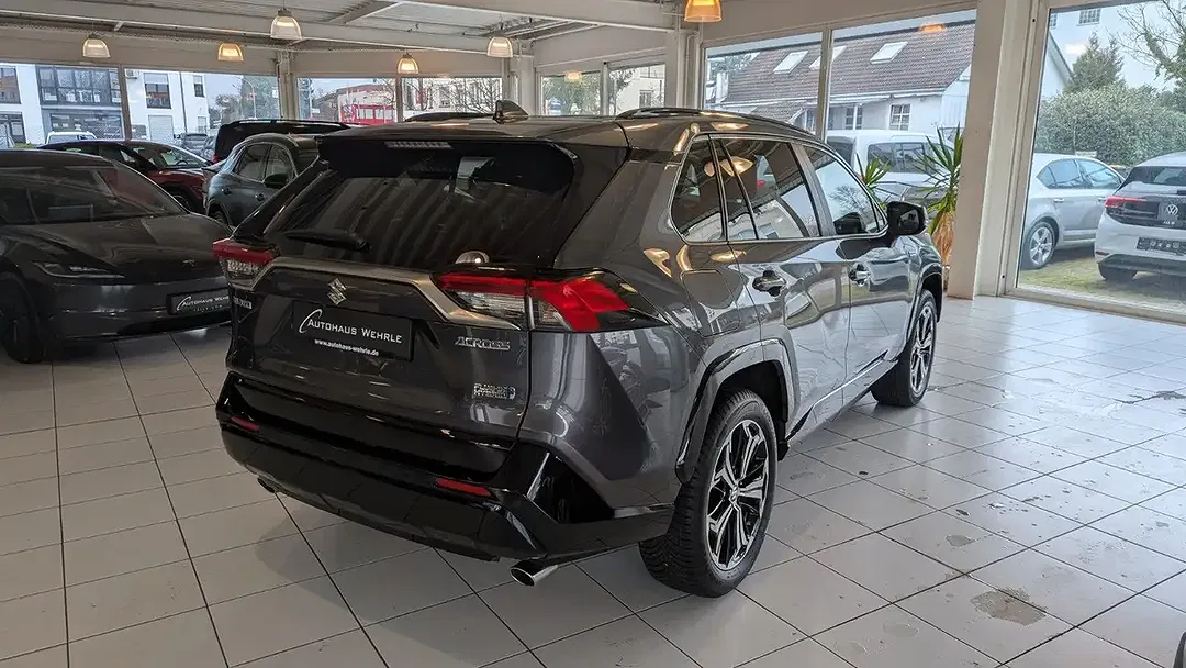 Suzuki Across Hybrid Comfort+ - Thumbnail 4