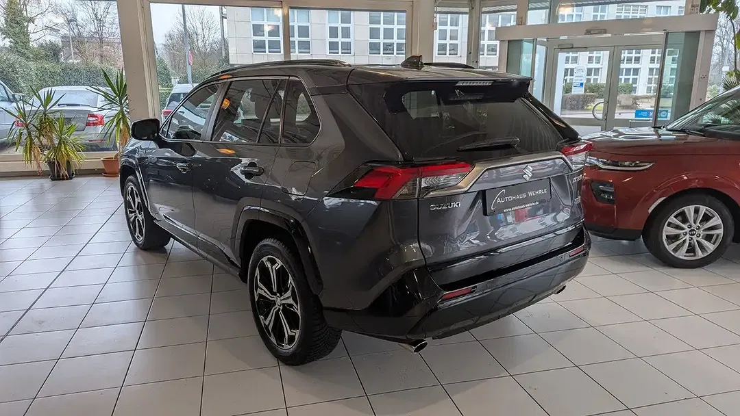 Suzuki Across Hybrid Comfort+ - Thumbnail 5