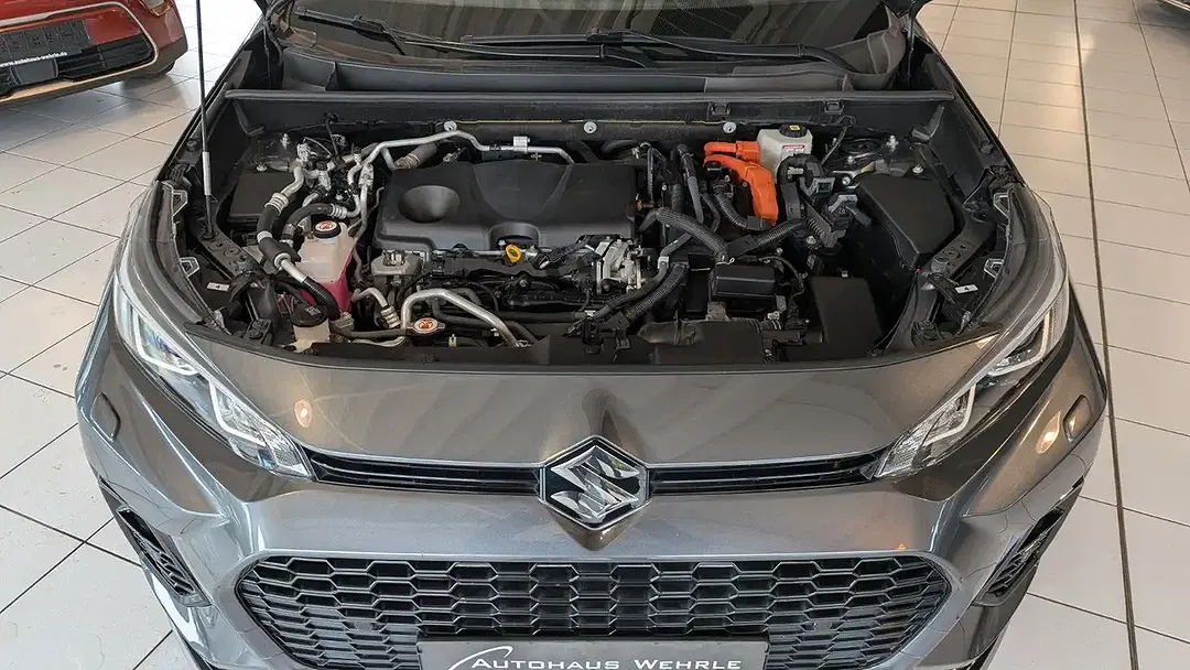 Suzuki Across Hybrid Comfort+ - Thumbnail 6