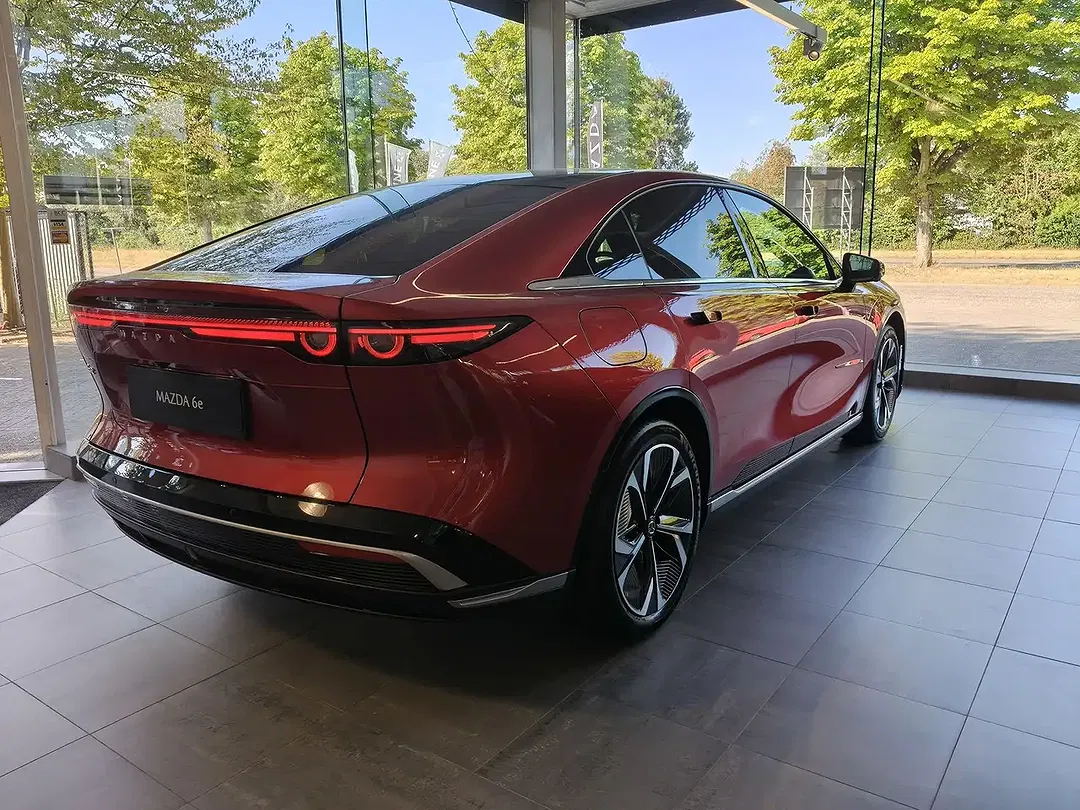 Mazda 6e EV Takumi - Thumbnail 4