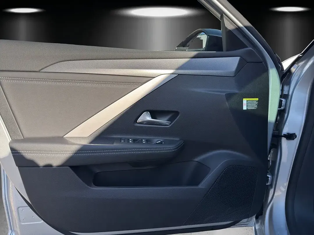 Opel Astra GS - Thumbnail 13