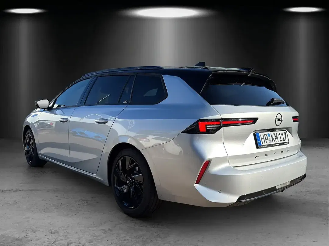 Opel Astra GS - Thumbnail 3