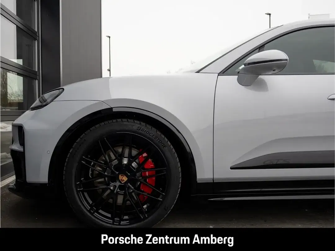 Porsche Macan Sport Design GTS - Thumbnail 11