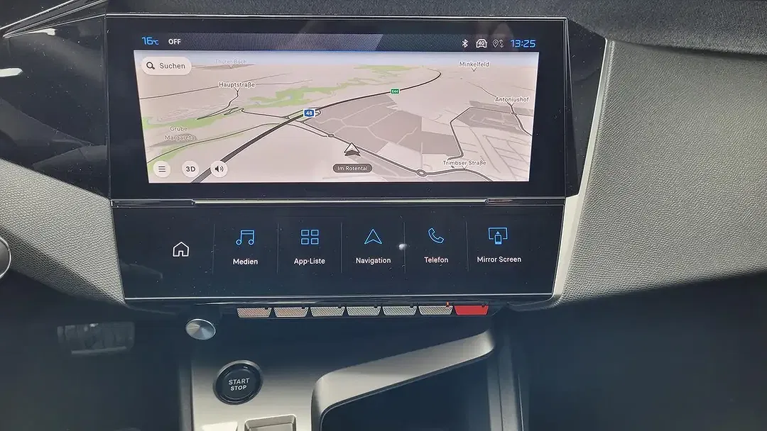 Peugeot 308 145 Hybrid Allure SW - Thumbnail 12