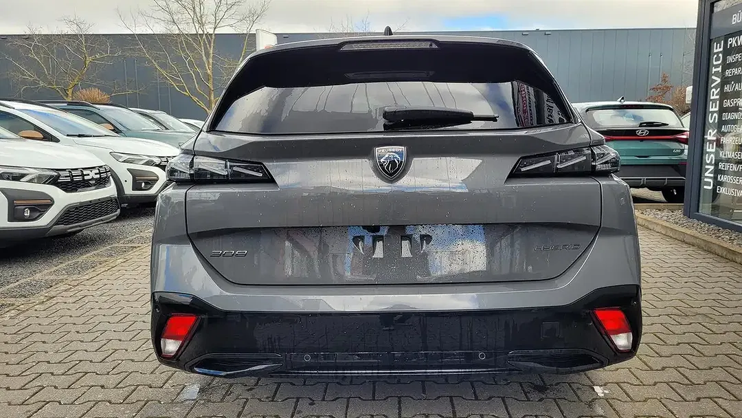Peugeot 308 145 Hybrid Allure SW - Thumbnail 5