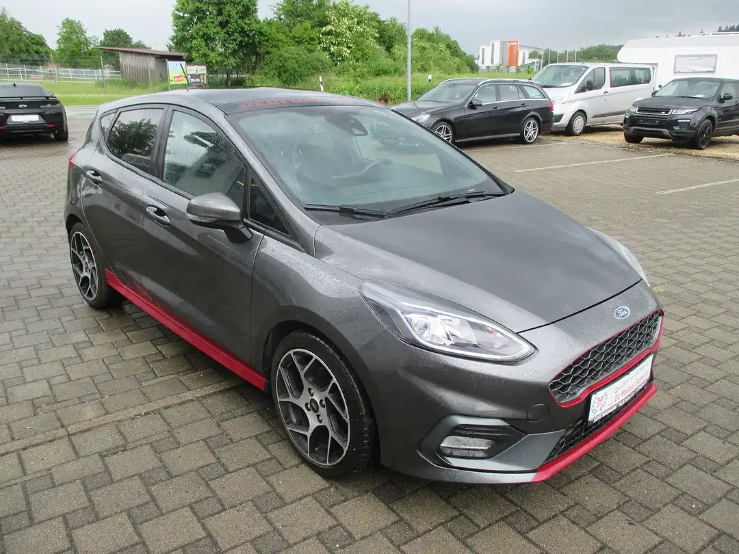 Ford Fiesta ST-Line - Thumbnail 3