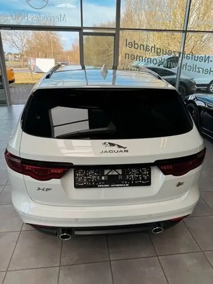 Jaguar XF Sportbrake S - Thumbnail 6