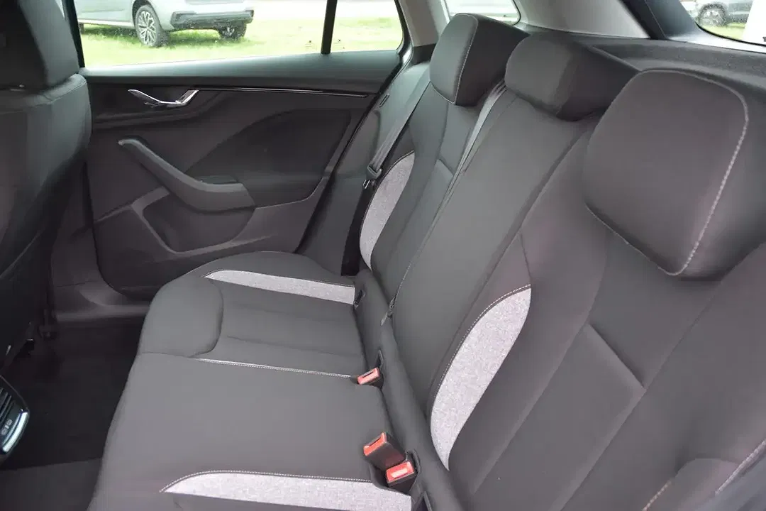 Skoda Kamiq 1.0 TSI - Thumbnail 12