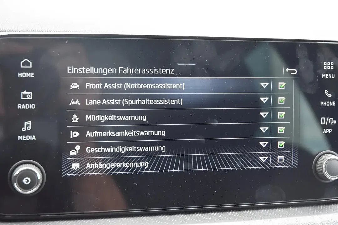Skoda Kamiq 1.0 TSI - Thumbnail 26