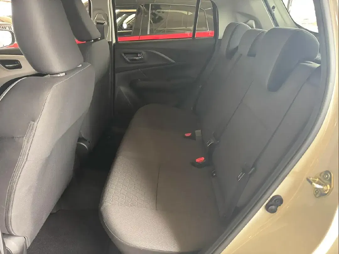Suzuki Swift Hybrid 1.2 Dualjet AUT Comfort - Thumbnail 12