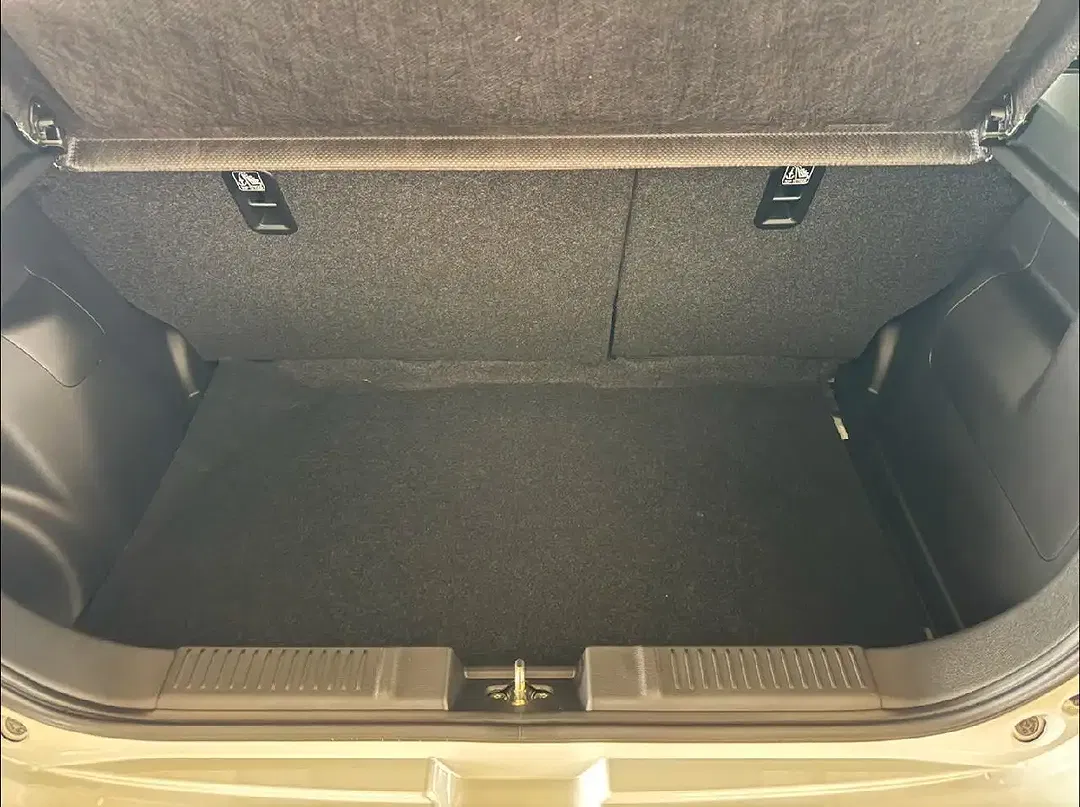 Suzuki Swift Hybrid 1.2 Dualjet AUT Comfort - Thumbnail 4