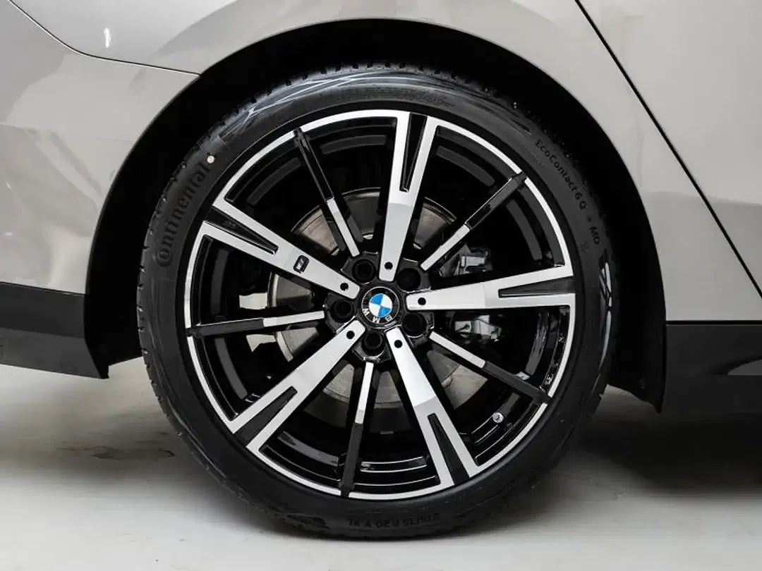 BMW 520 M - Thumbnail 8