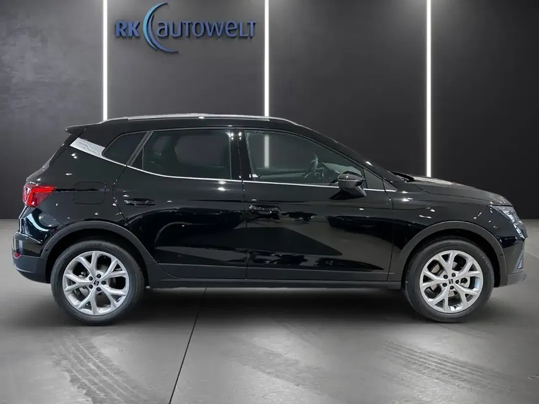 SEAT Arona 1.0 TSI FR - Thumbnail 3