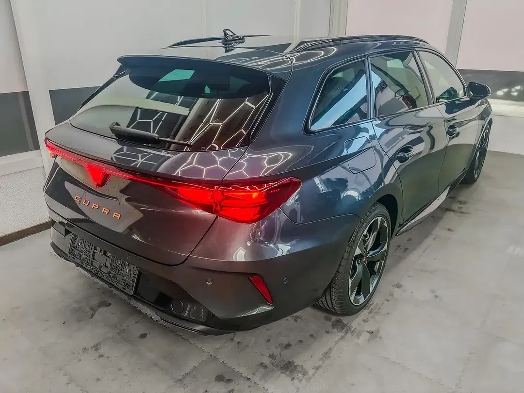 CUPRA Leon 1.5 eTSI DSG Matrix LED Sportstourer - Thumbnail 5