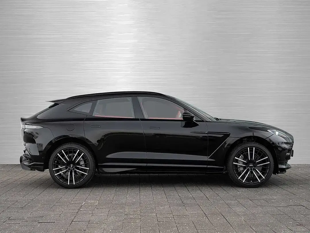 Aston Martin DBX 707 V8 4x4 - foto 15