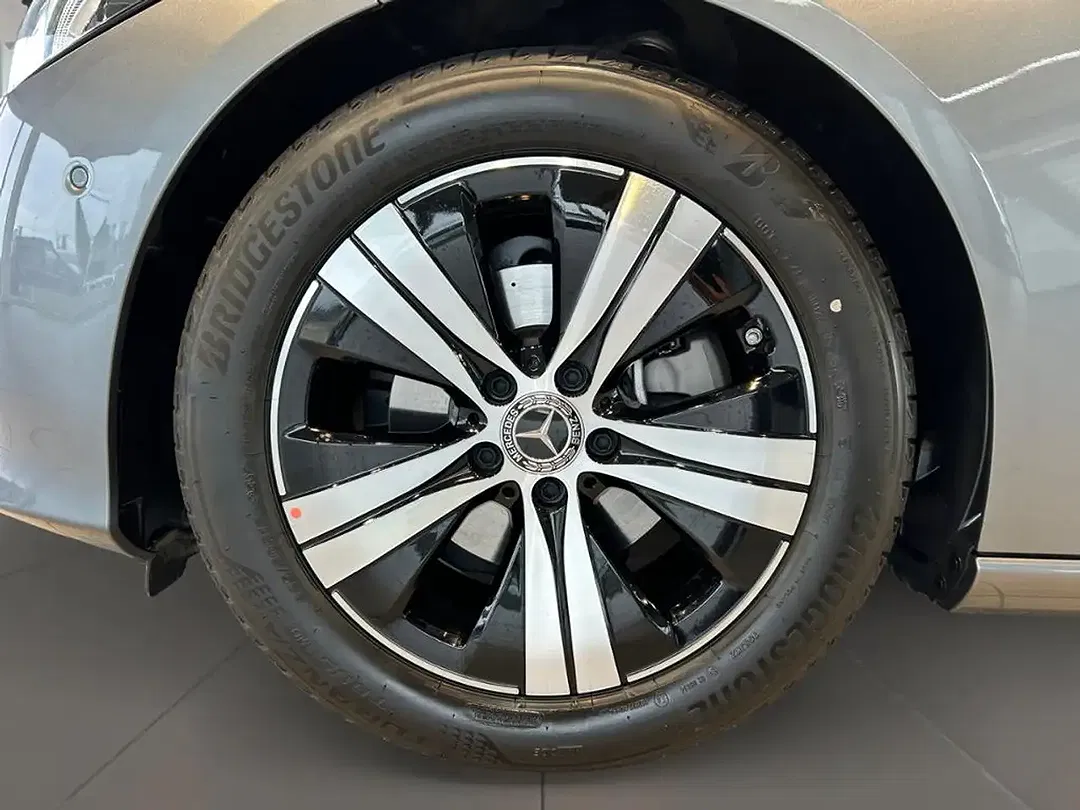 Mercedes-Benz C 180 MBUX Avantgarde - Thumbnail 11