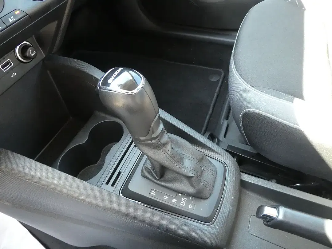 Skoda Fabia 1.0 TSI DSG Combi Ambition - Thumbnail 15