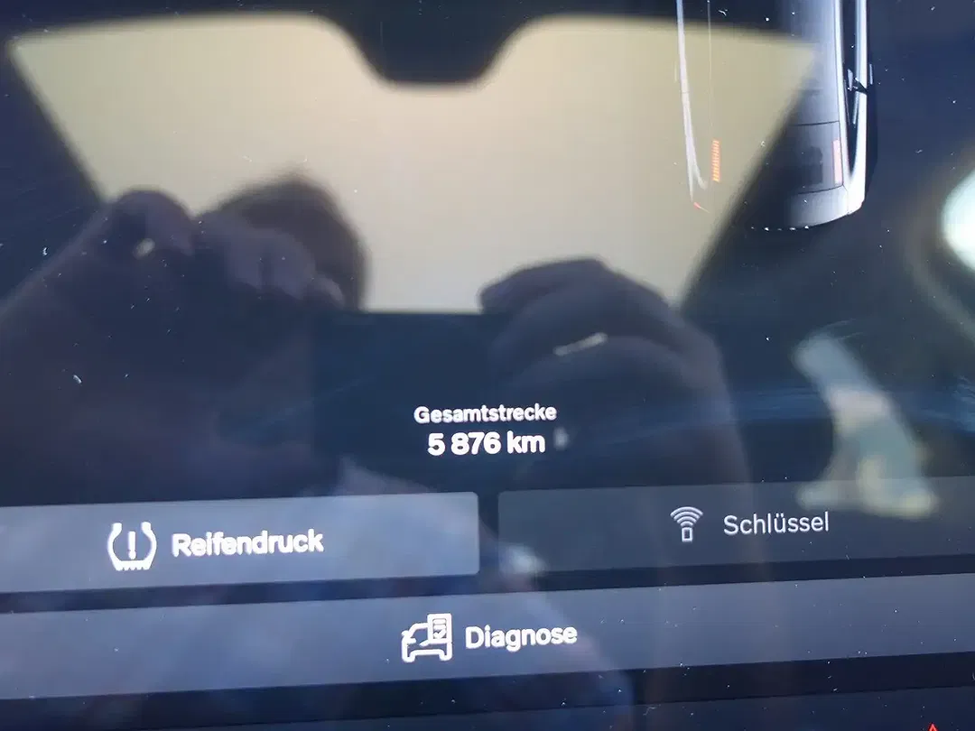 Volvo ES90 Single Motor Extended Range Ultra - Thumbnail 21