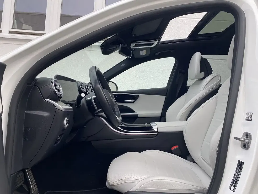 Mercedes-Benz C 300 AMG Line - Thumbnail 8