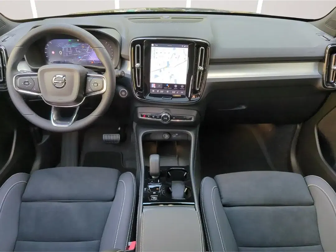 Volvo XC40 B3 Ultra Black Edition - Thumbnail 11