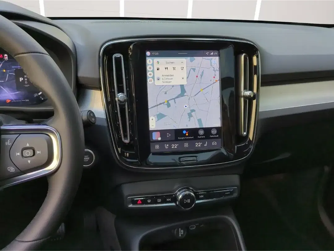 Volvo XC40 B3 Ultra Black Edition - Thumbnail 13