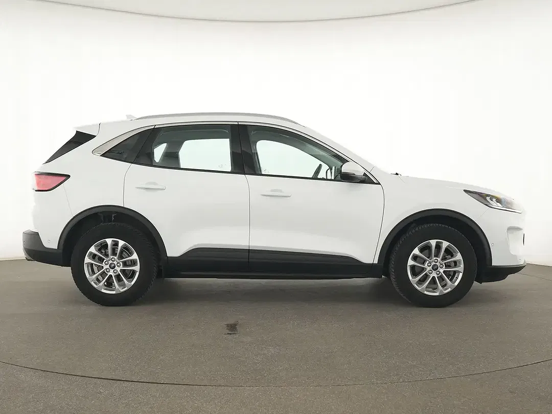 Ford Kuga Titanium - Thumbnail 4
